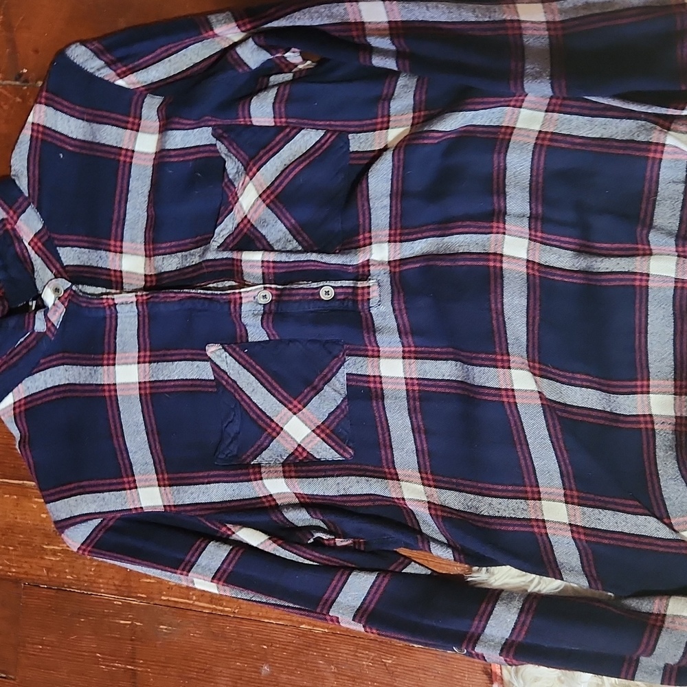 Red White Blue Flannal. Its A Charlatte Russe Size Medium.